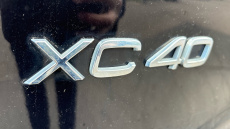 Volvo Xc40 2.0 T4 Momentum 5dr AWD Geartronic Petrol Estate